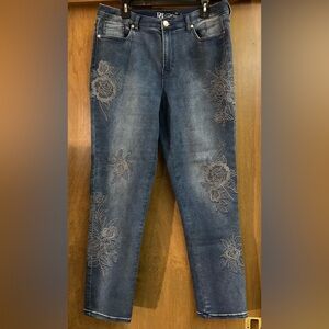 DG2 by Diane Gilman Floral Embroidered Straight Leg Jeans in Blue